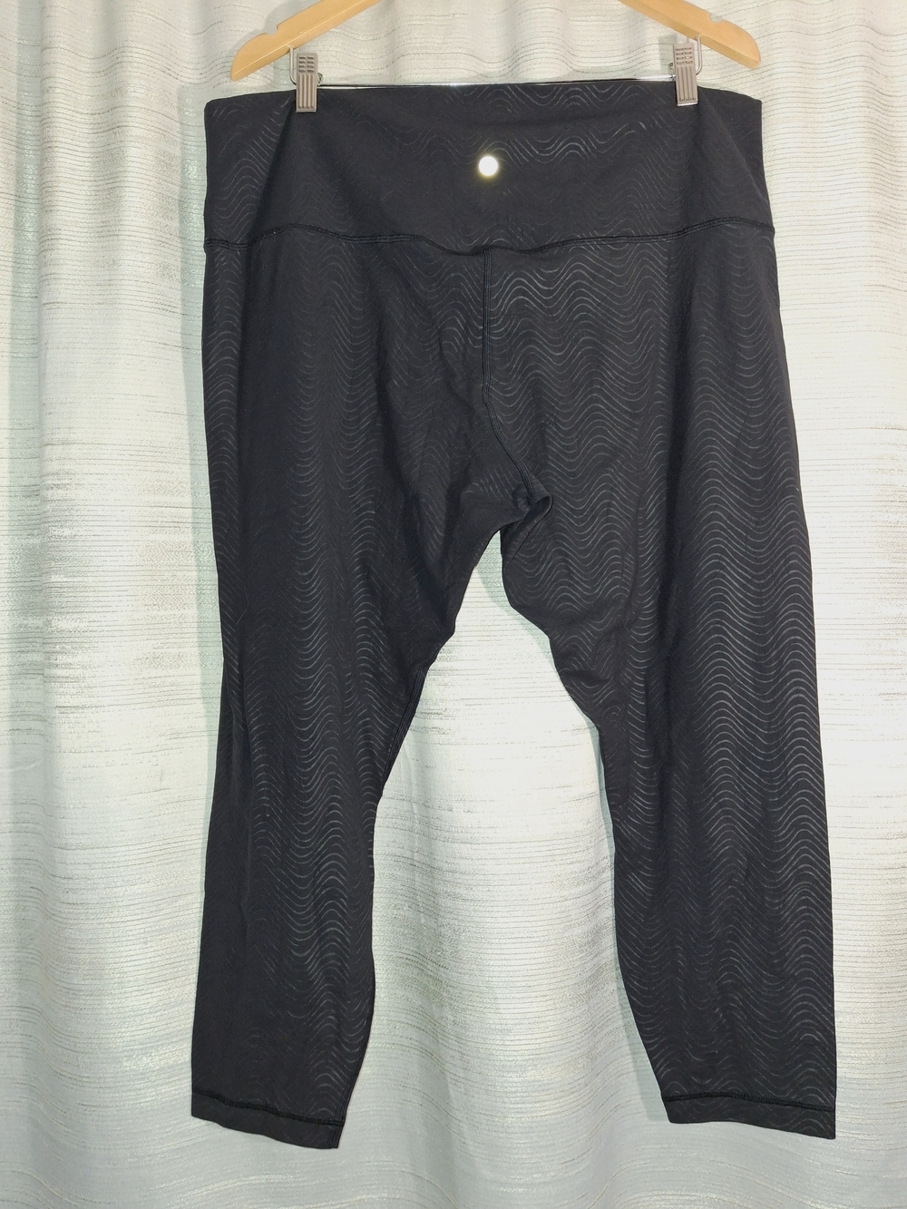 Lululemon Align High-Rise 25" Aqueous Emboss Black Women's W5BYYS 20 - Picture 3 of 5
